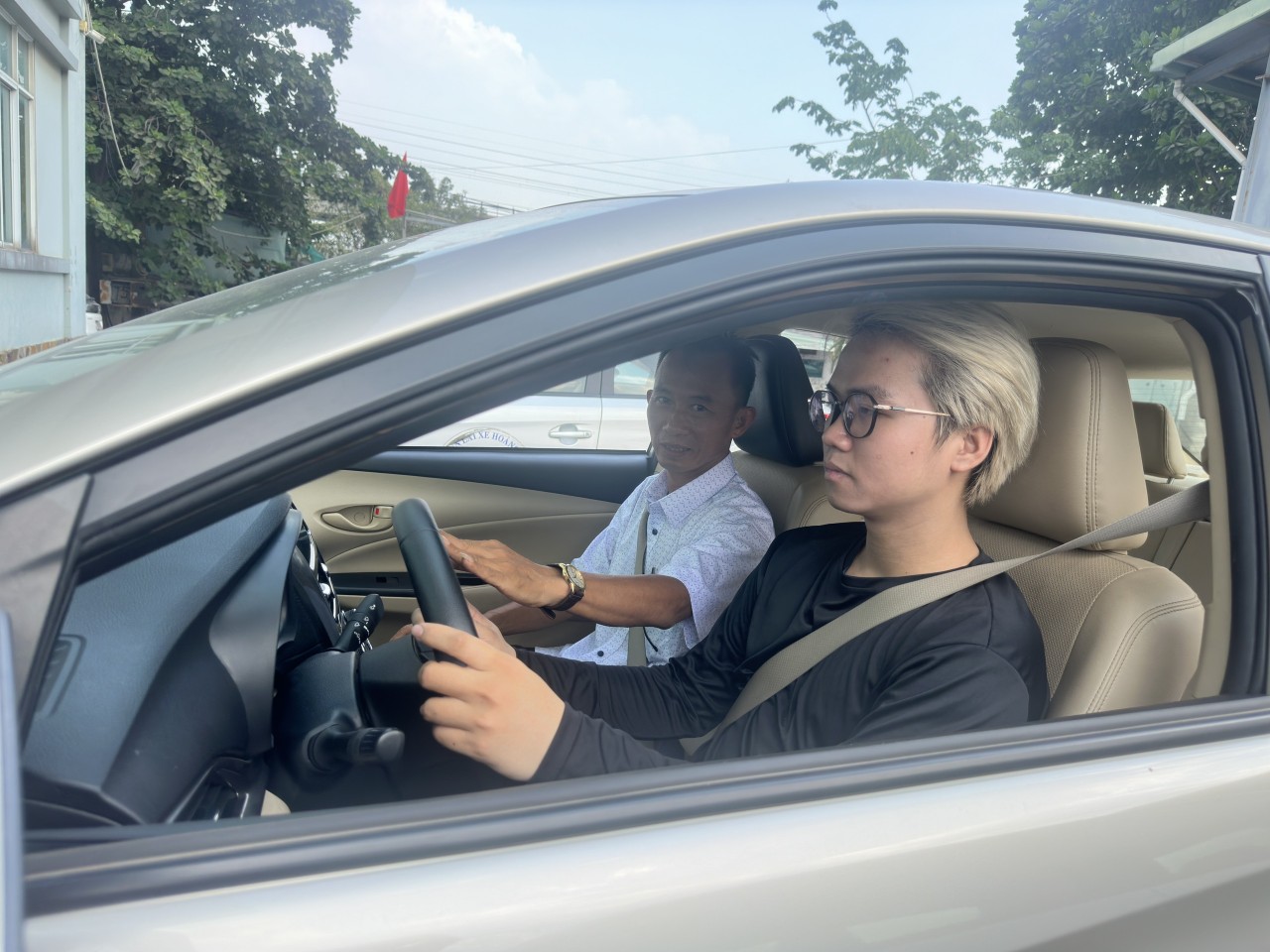 Thực Hành Ngoài Đường